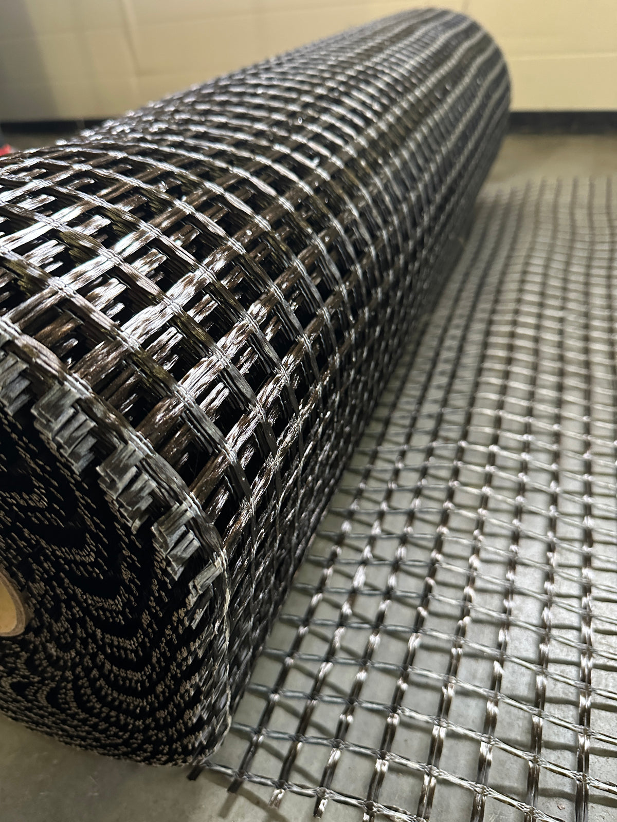 Basalt Fiber Grid 100/100 kN/m, Polymer Coating, 25×25 mm, Width 1 m, Roll 50 m²